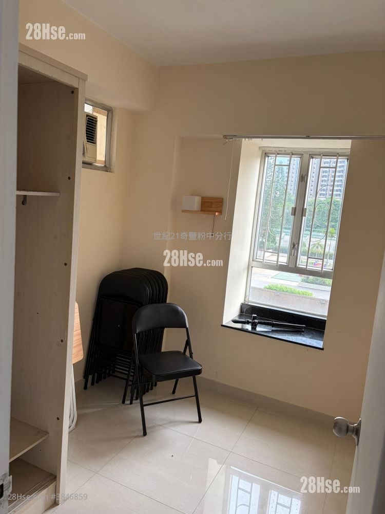 Fanling Centre Rental 2 Bedrooms , 1 Bathroom 365 ft²