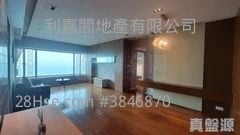 Sorrento Rental 4 Bedrooms , 4 Bathrooms 1,465 ft²