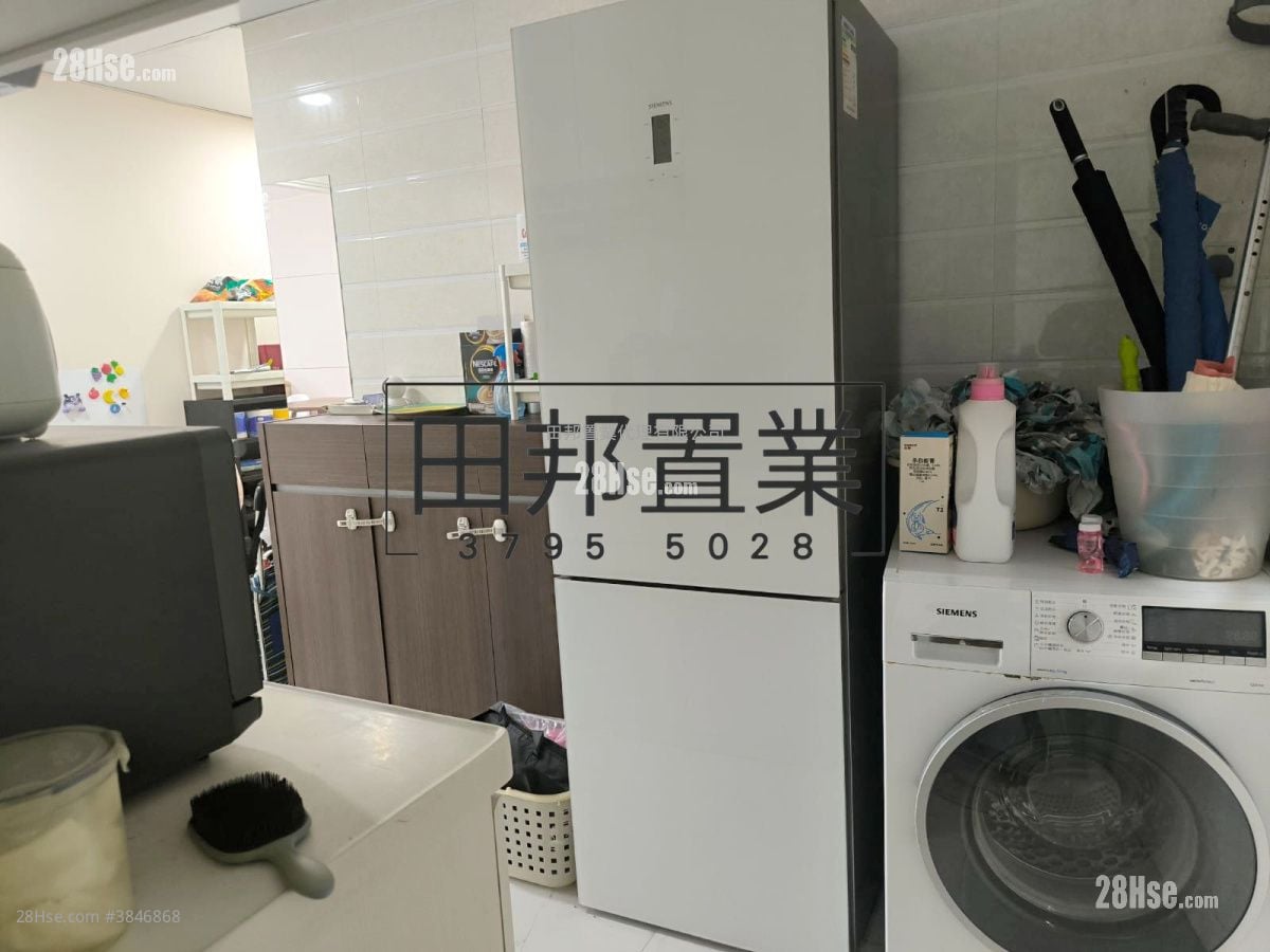 村屋 售盤 2 房 , 1 浴室 700 平方呎