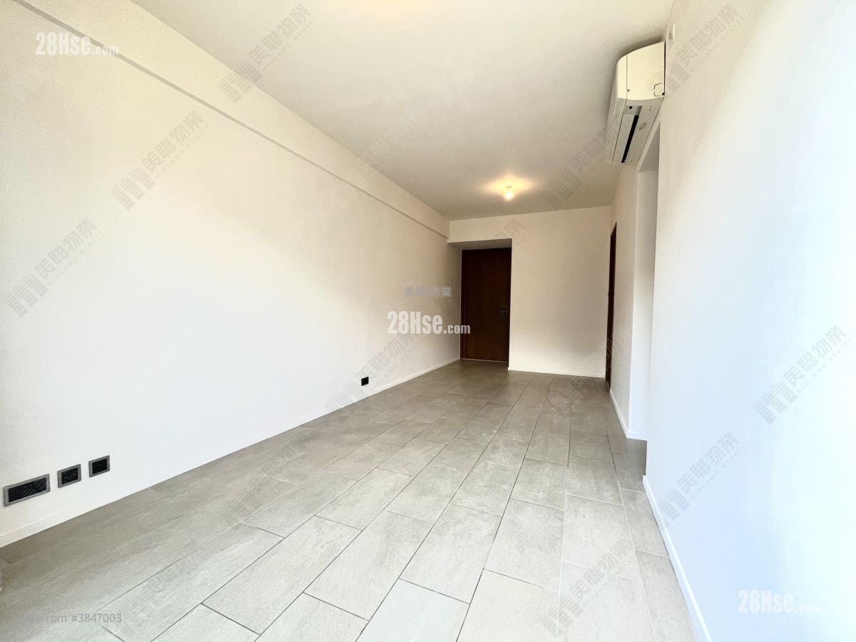 Park Hillcrest Rental 666 ft²