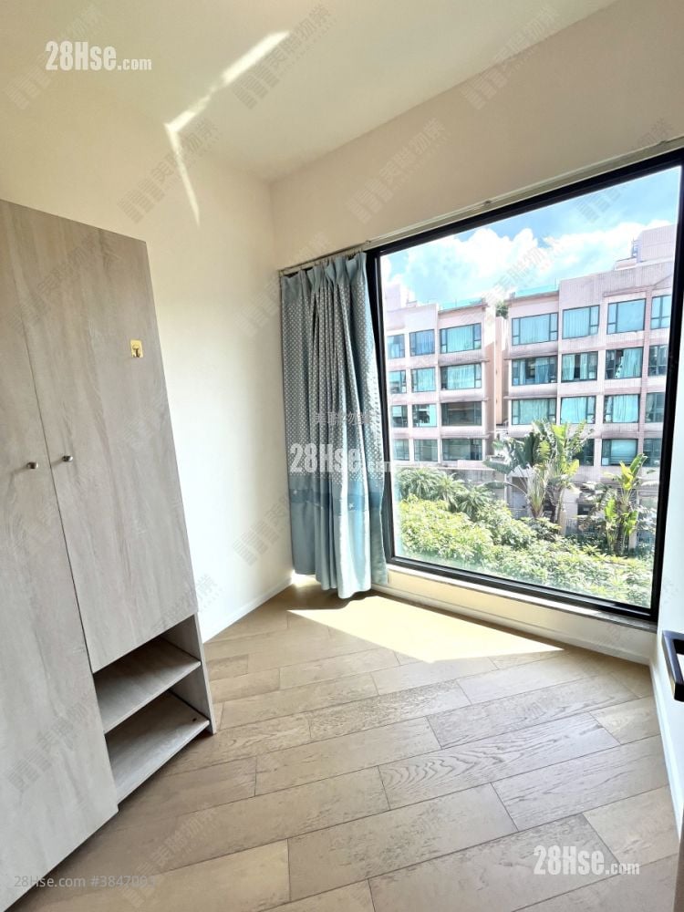 Park Hillcrest Rental 666 ft²