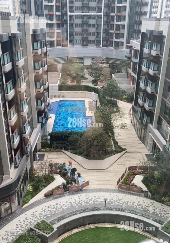 K. Summit Sell 1 Bedroom , 1 Bathroom 331 ft²
