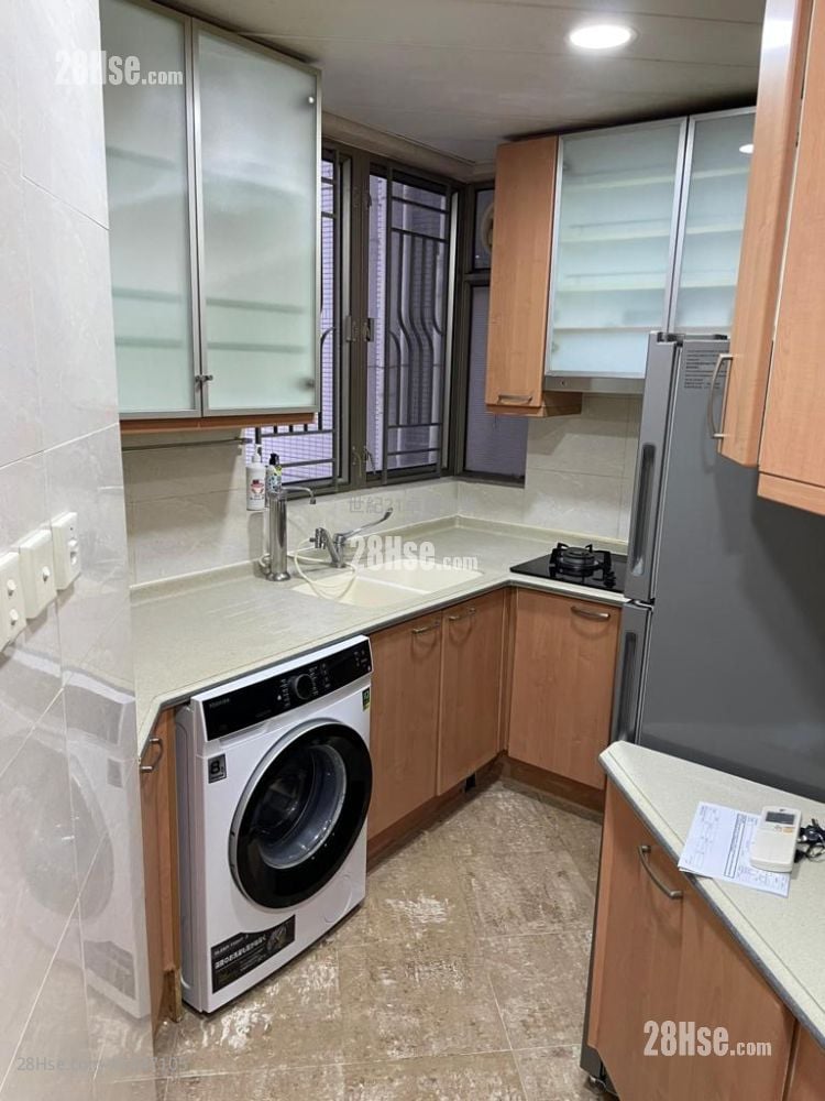 Sorrento Rental 748 ft²