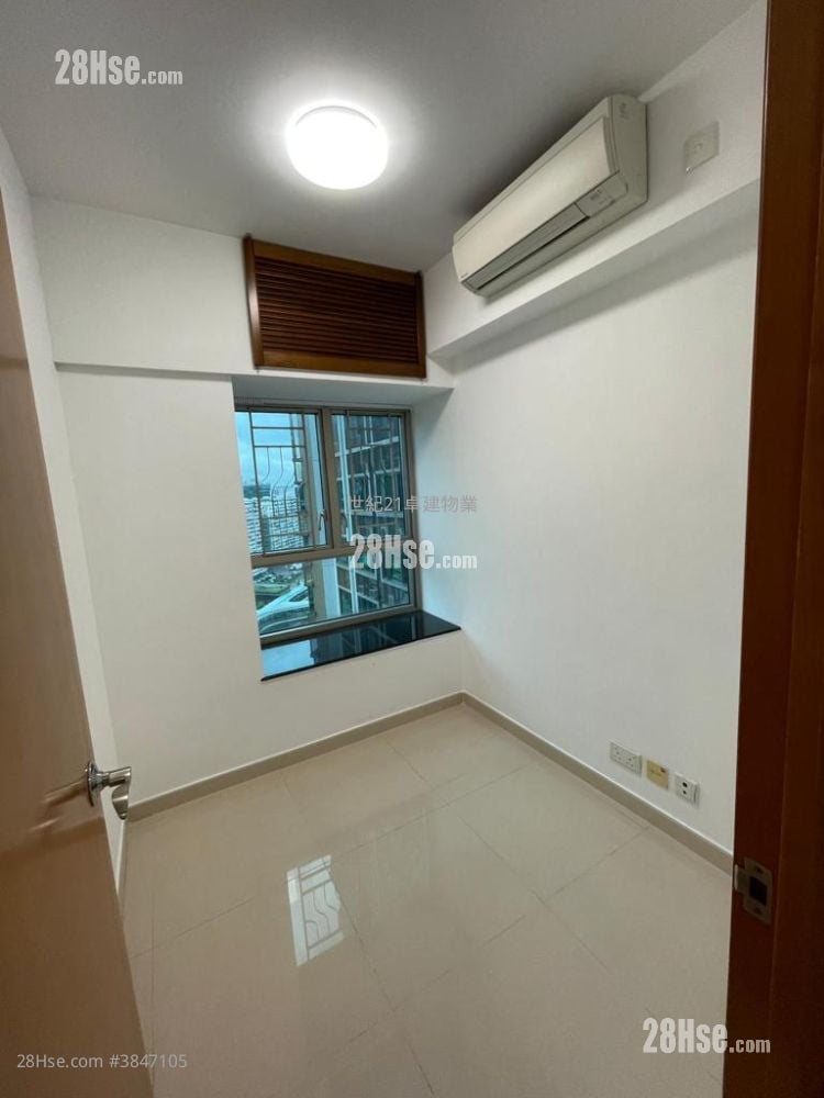 Sorrento Rental 748 ft²