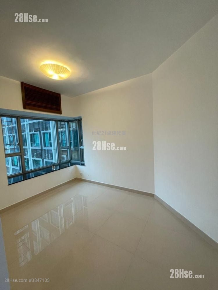 Sorrento Rental 748 ft²