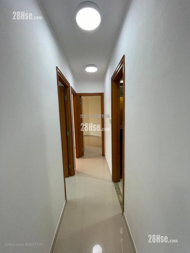 Sorrento Rental 748 ft²