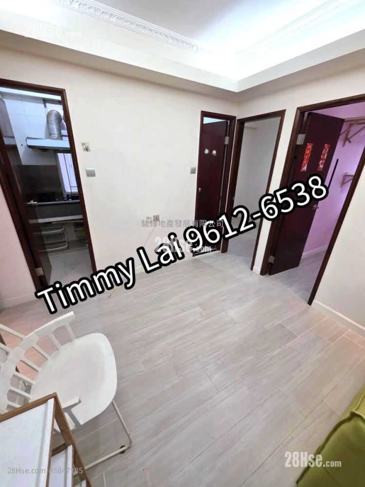 Wah Sun Building Rental 2 Bedrooms , 1 Bathroom 302 ft²