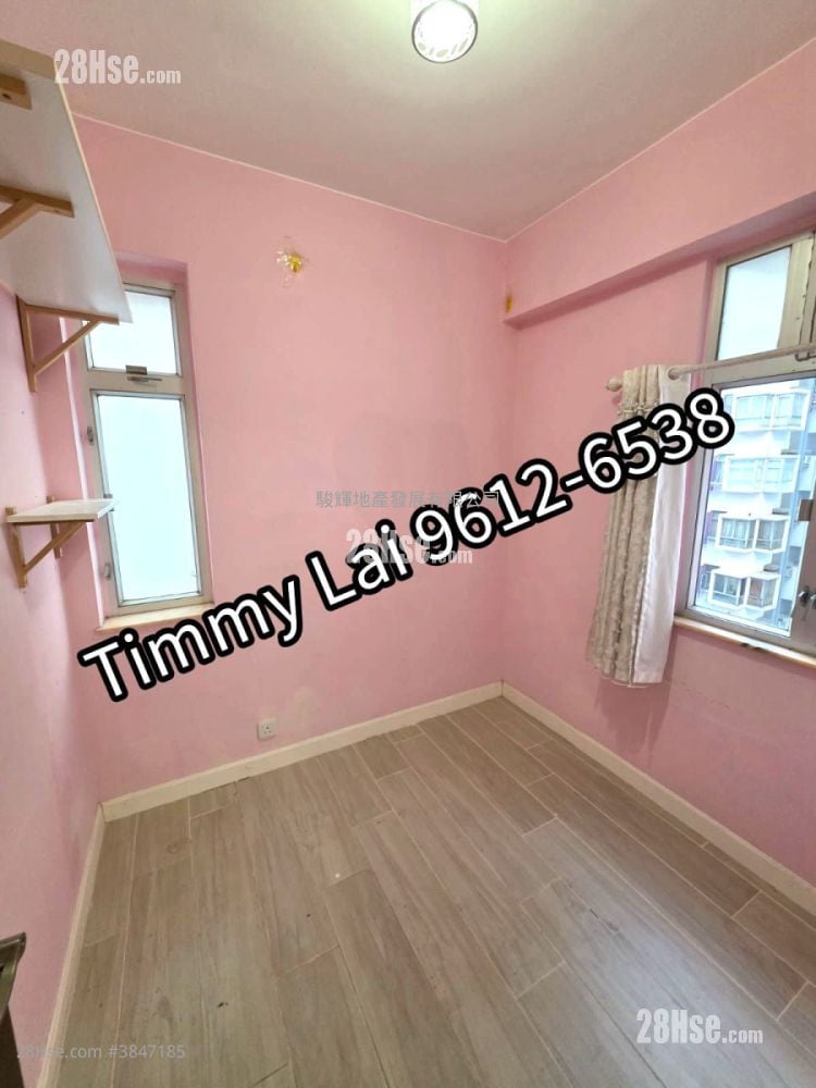 Wah Sun Building Rental 2 Bedrooms , 1 Bathroom 302 ft²