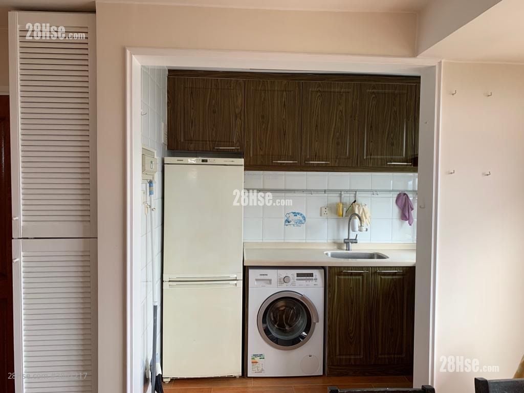Tsui Yiu Court Sell 2 Bedrooms , 1 Bathroom 482 ft²