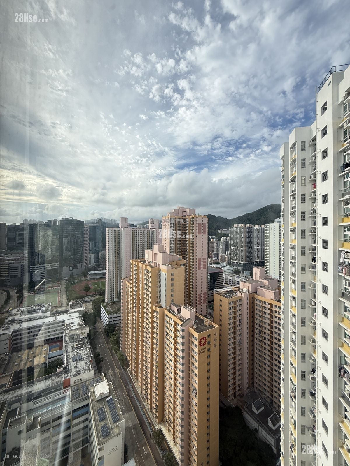 麗翠苑 售盤 2 房 , 1 浴室 450 平方呎