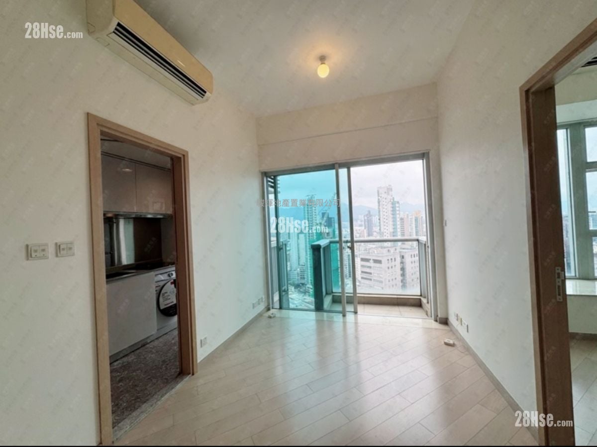 Topside Residence Rental 2 Bedrooms , 1 Bathroom 382 ft²