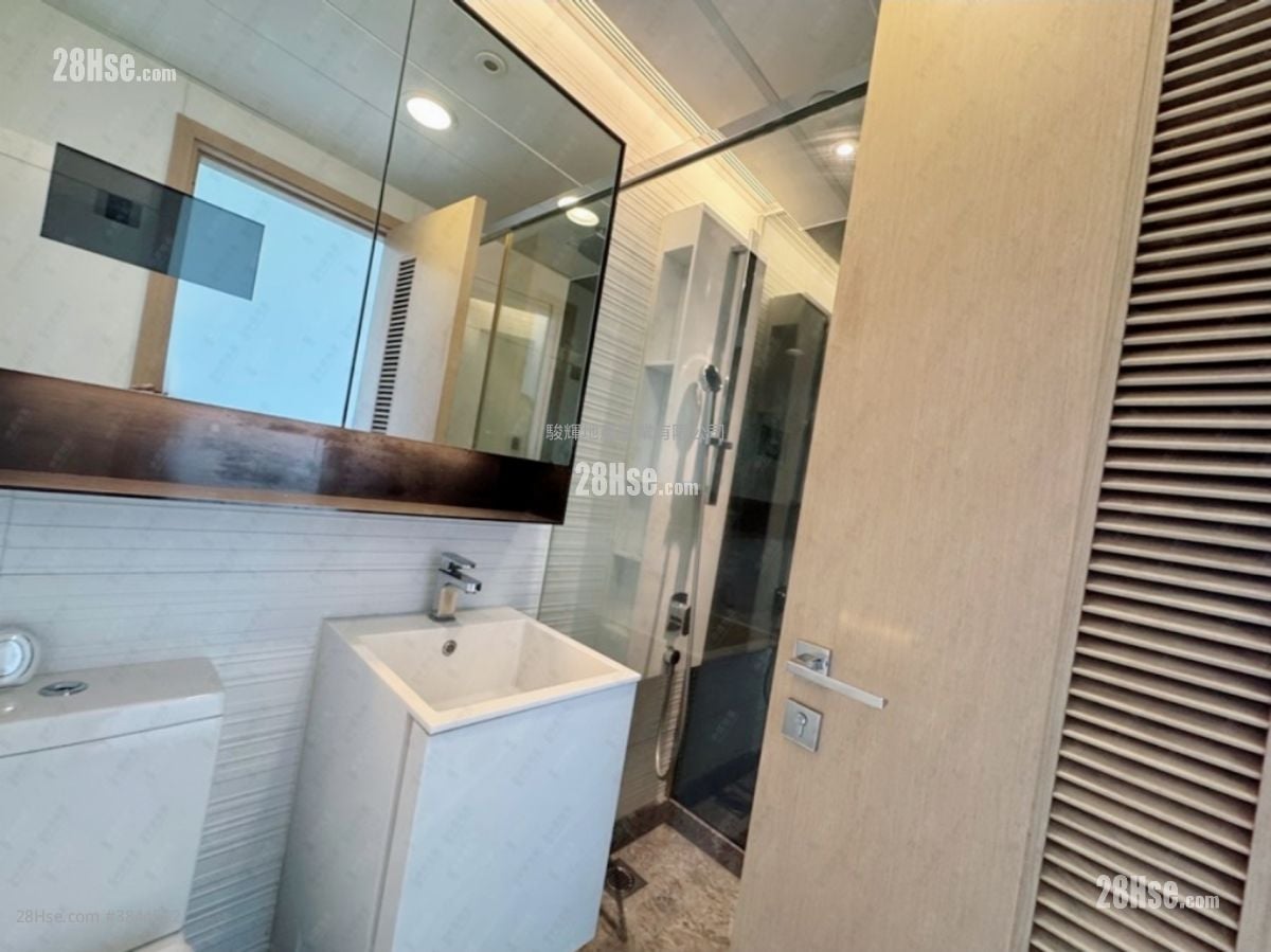 Topside Residence Rental 2 Bedrooms , 1 Bathroom 382 ft²