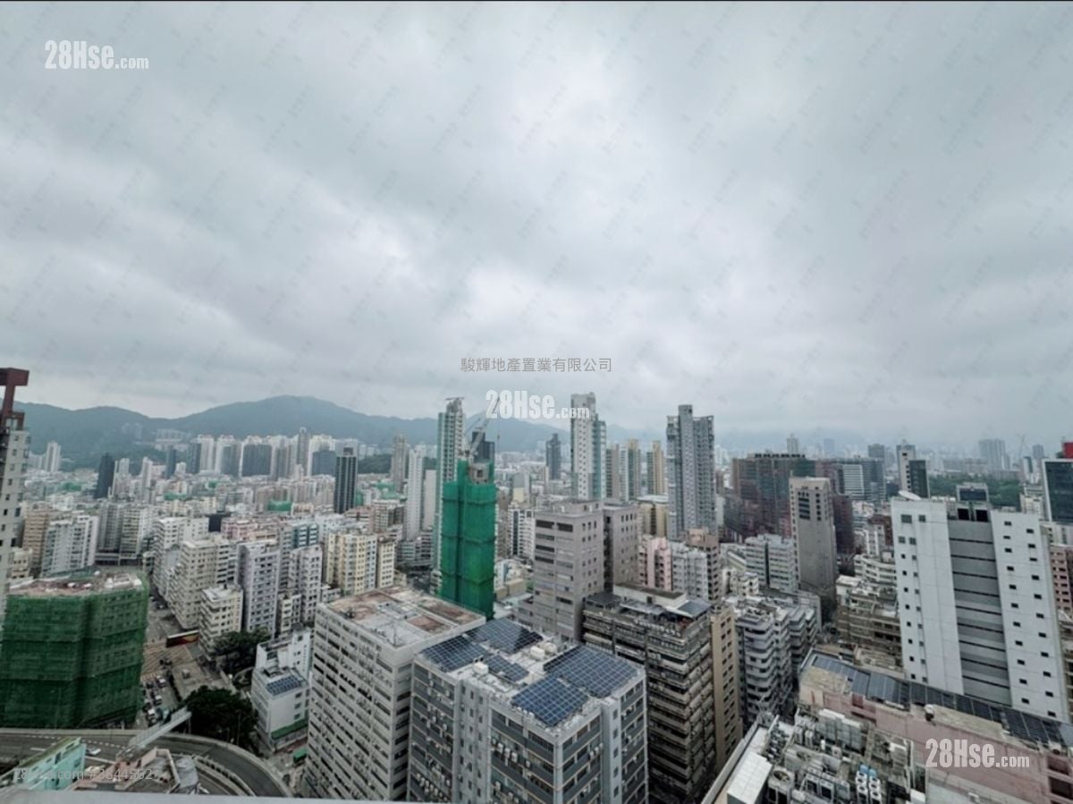 Topside Residence Rental 2 Bedrooms , 1 Bathroom 382 ft²