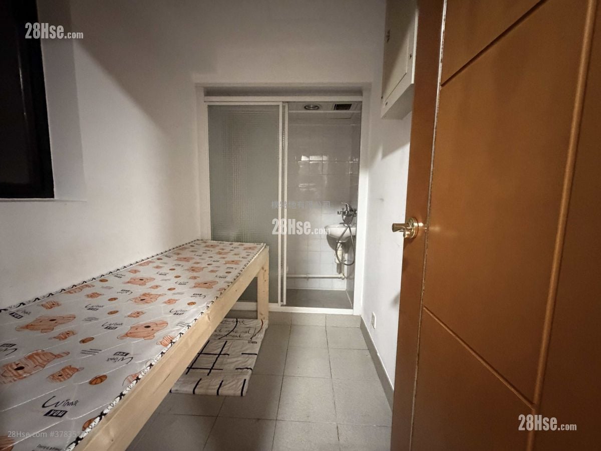 The Arch Rental 3 Bedrooms , 2 Bathrooms 962 ft²
