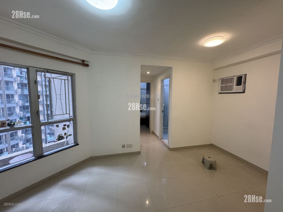 Bailey Garden Sell 2 Bedrooms , 1 Bathroom 379 ft²