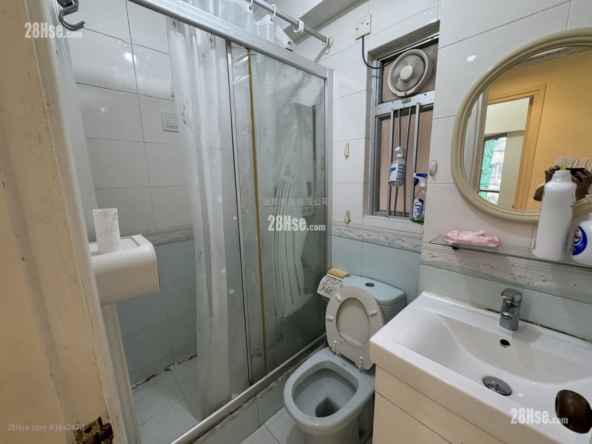 Bailey Garden Sell 2 Bedrooms , 1 Bathroom 379 ft²