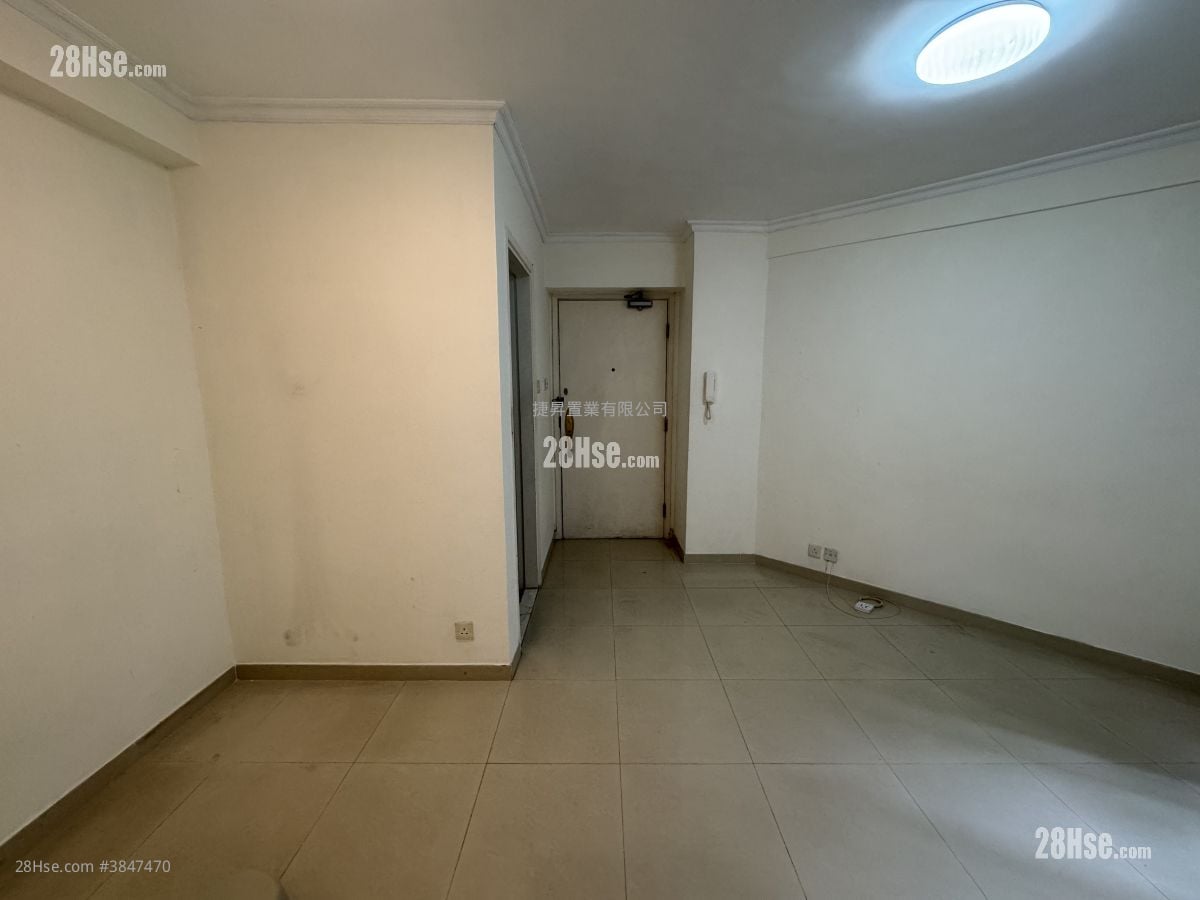 Bailey Garden Sell 2 Bedrooms , 1 Bathroom 379 ft²