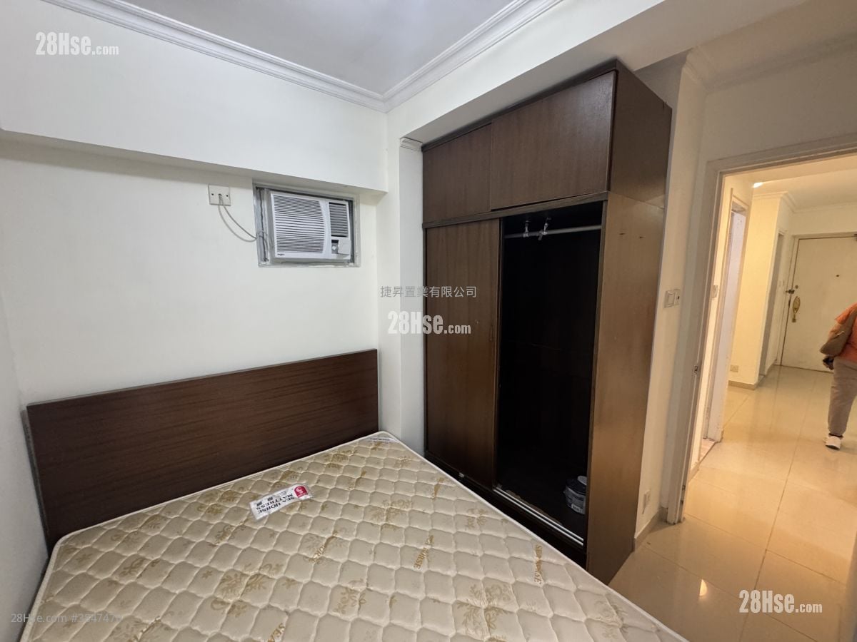Bailey Garden Sell 2 Bedrooms , 1 Bathroom 379 ft²