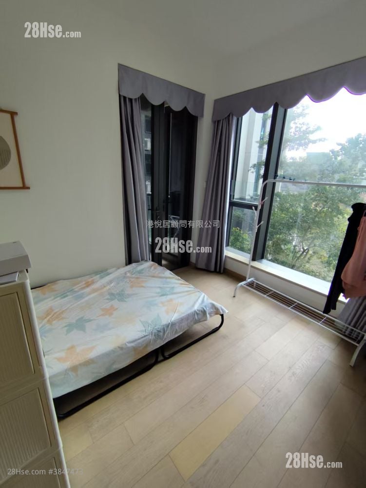 The Bloomsway Rental 2 Bedrooms 590 ft²