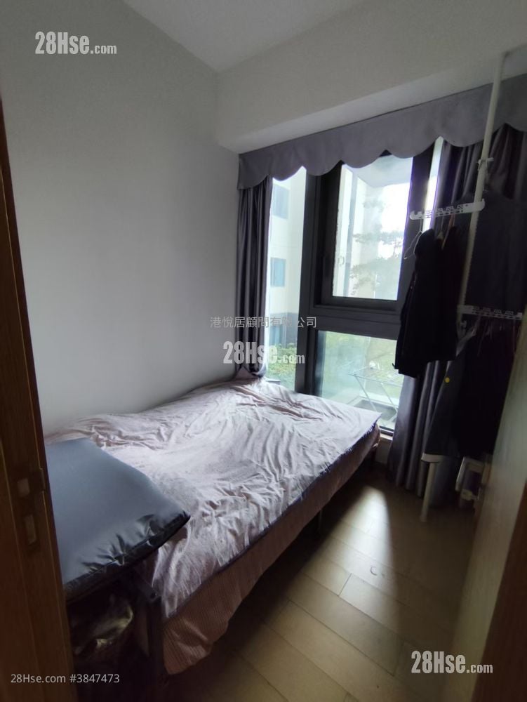 The Bloomsway Rental 2 Bedrooms 590 ft²