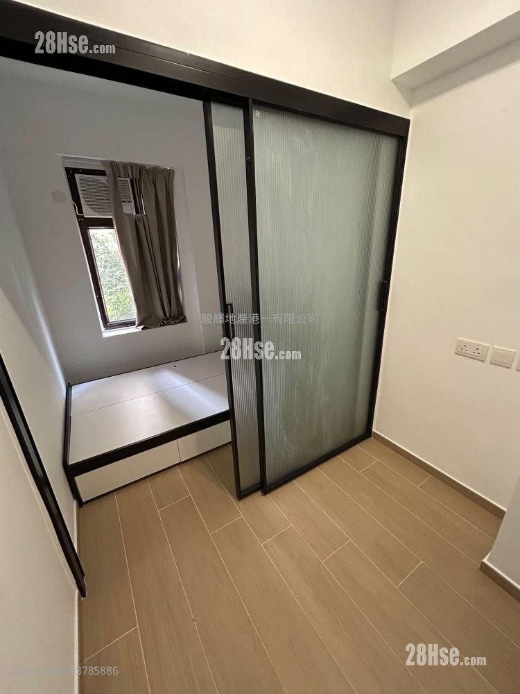 Universal Mansion Rental 1 Bedroom , 1 Bathroom 200 ft²