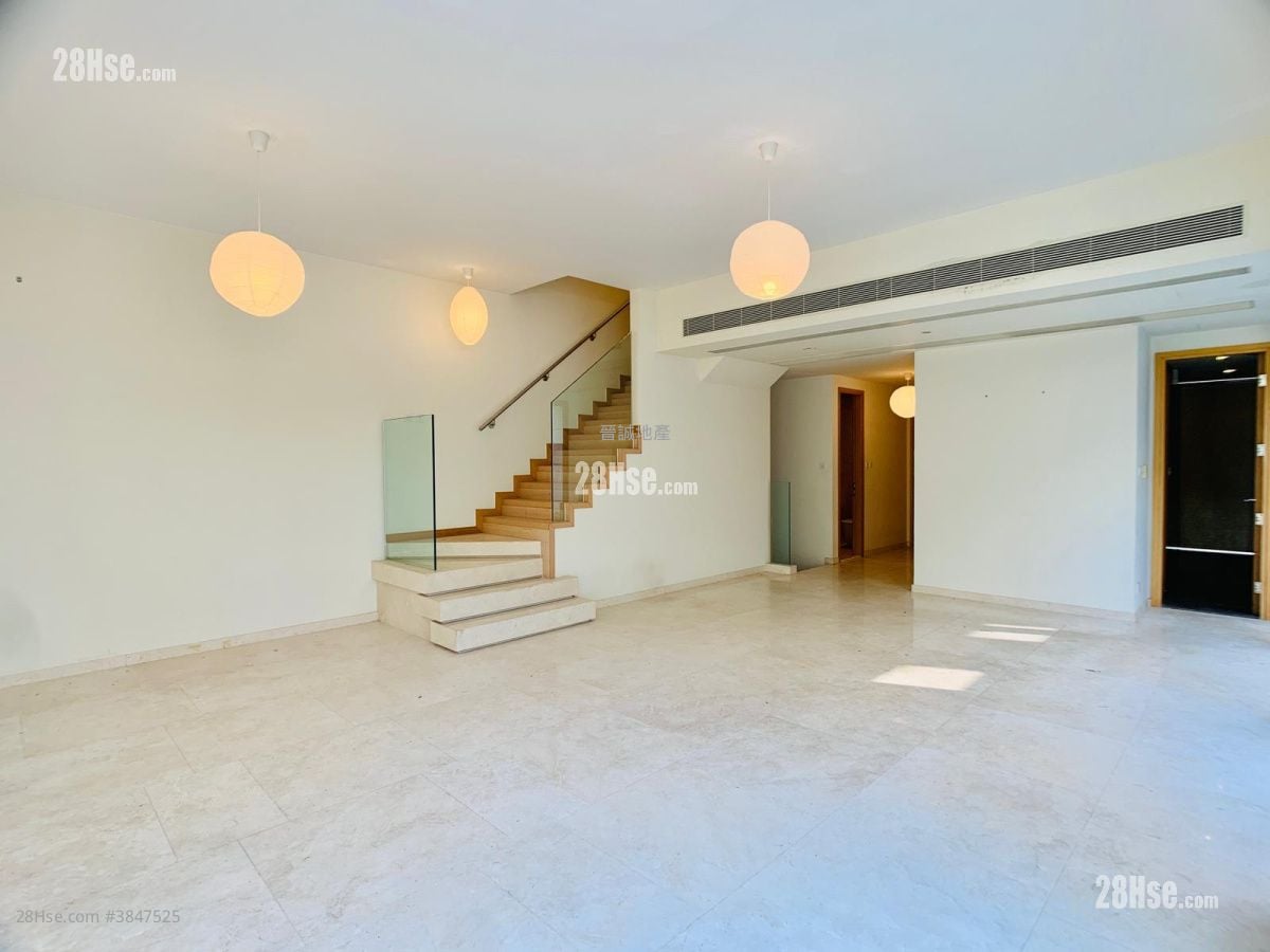 Avignon Sell 5+ Bedrooms , 5+ Bathrooms 1,903 ft²