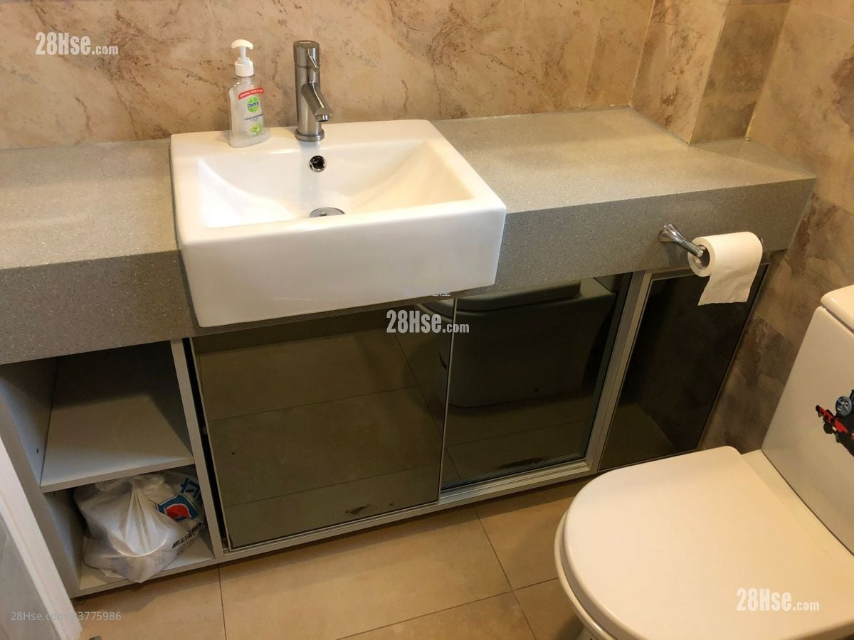 Serenade Cove Sell 3 Bedrooms , 2 Bathrooms 608 ft²