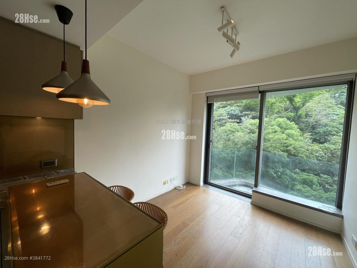Homantin Hillside Sell 1 Bedroom , 1 Bathroom 369 ft²