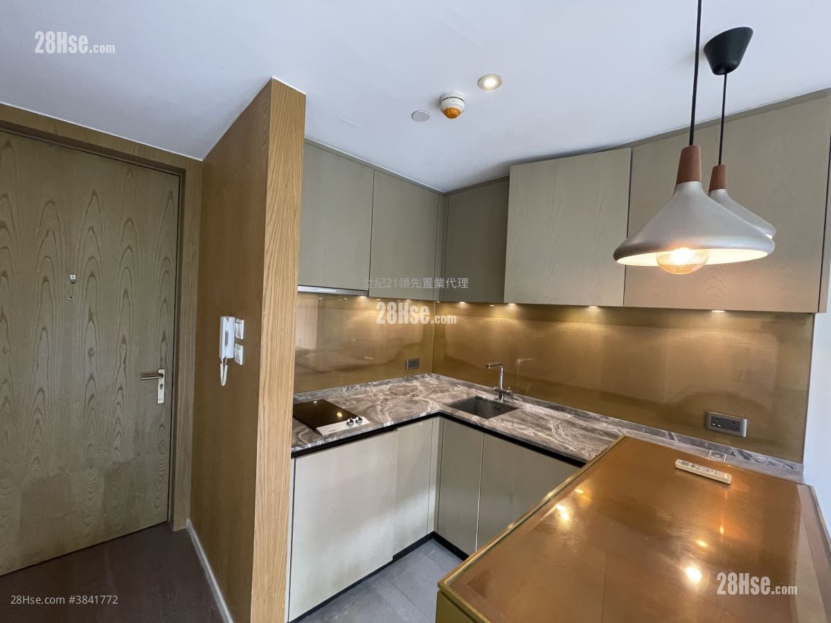 Homantin Hillside Sell 1 Bedroom , 1 Bathroom 369 ft²