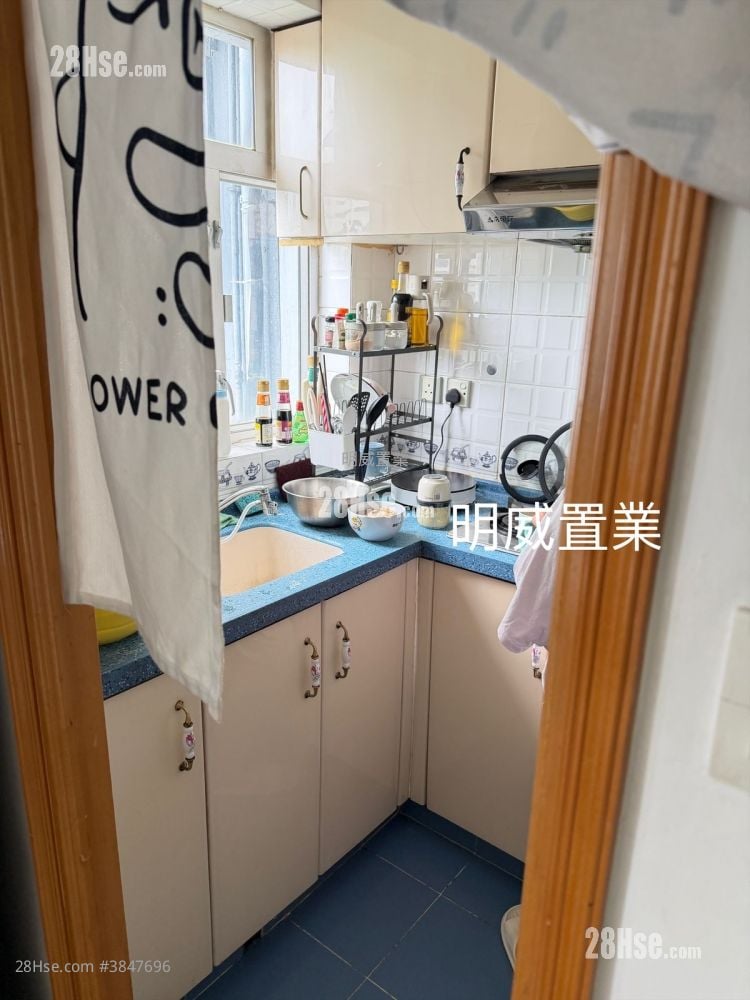 偉基樓 售盤 3 房 511 平方呎