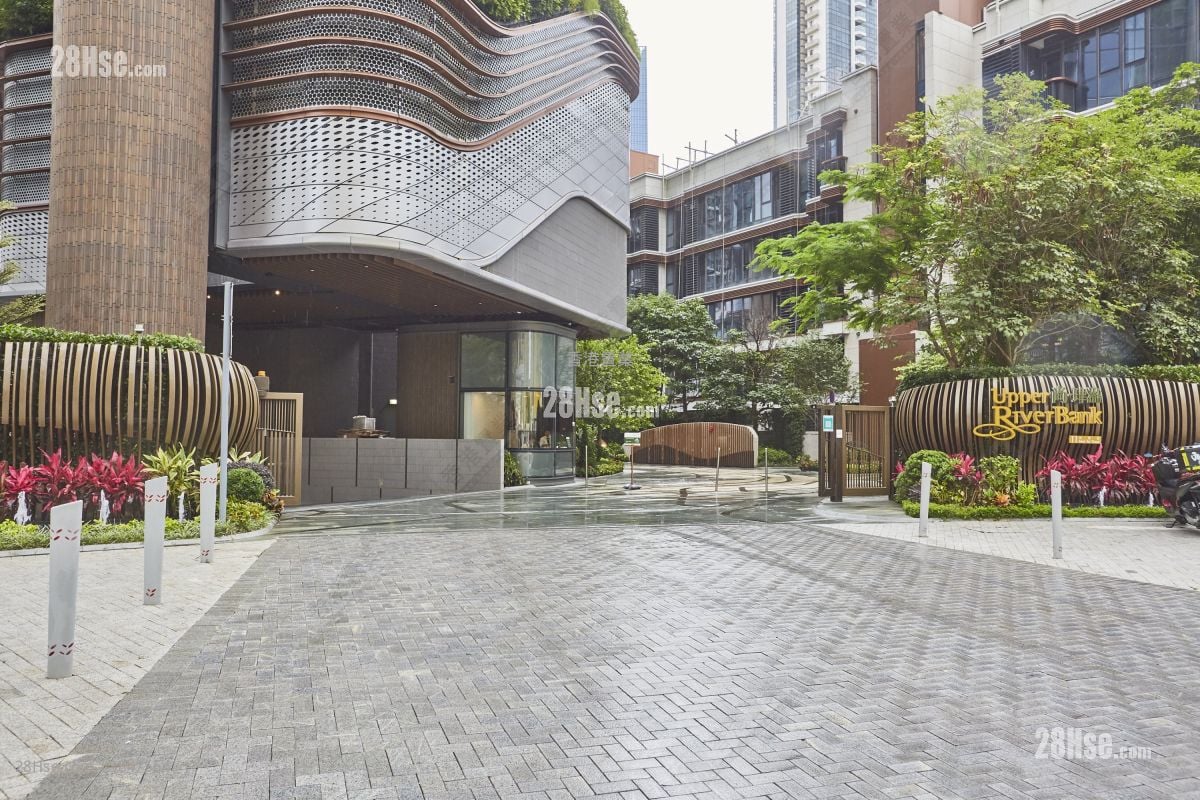 Upper River Bank Rental 2 Bedrooms , 1 Bathroom 558 ft²