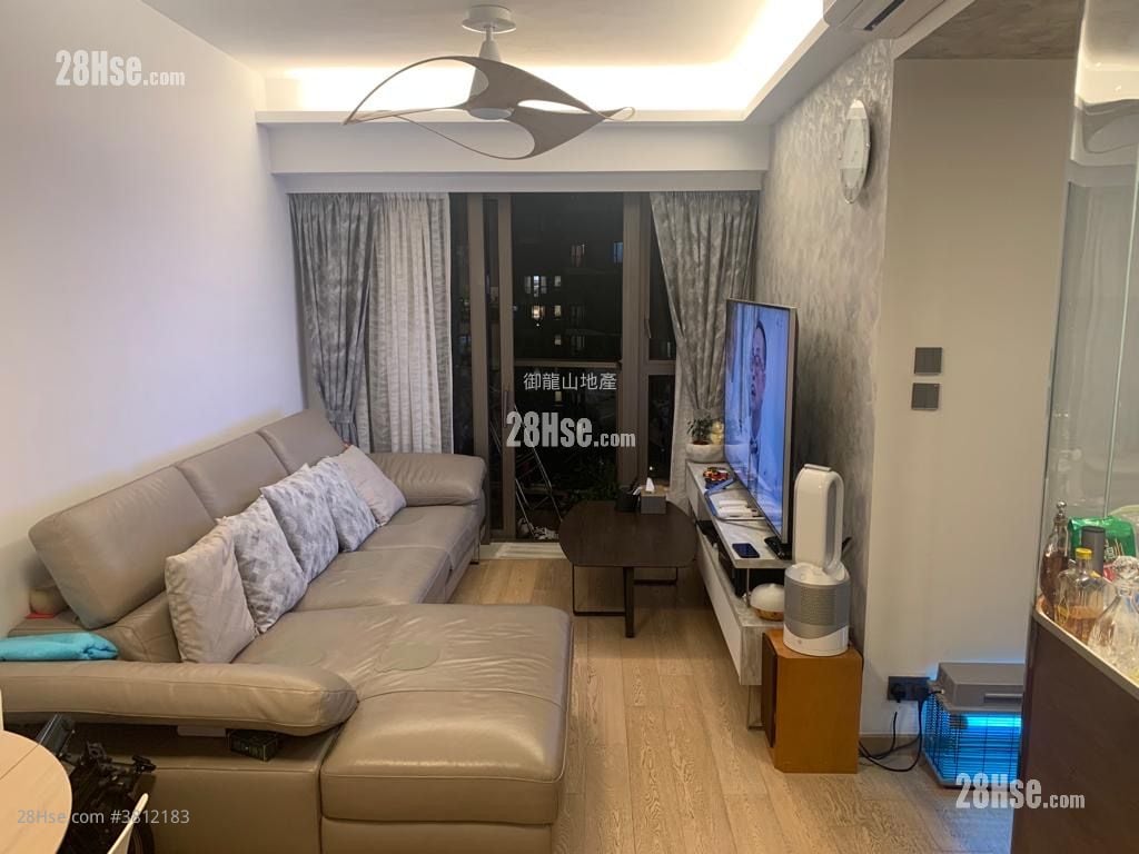 Solaria Sell 3 Bedrooms , 1 Bathroom 595 ft²