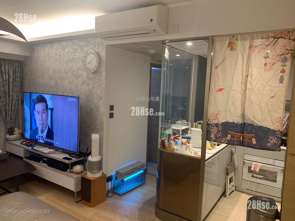 Solaria Sell 3 Bedrooms , 1 Bathroom 595 ft²