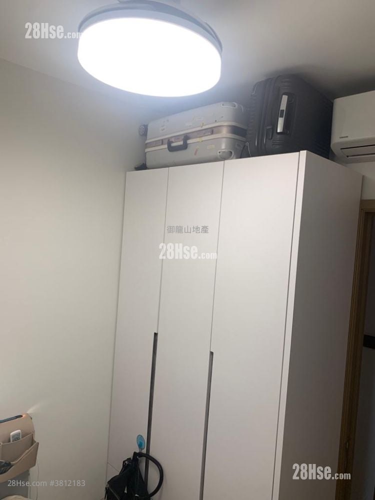 Solaria Sell 3 Bedrooms , 1 Bathroom 595 ft²