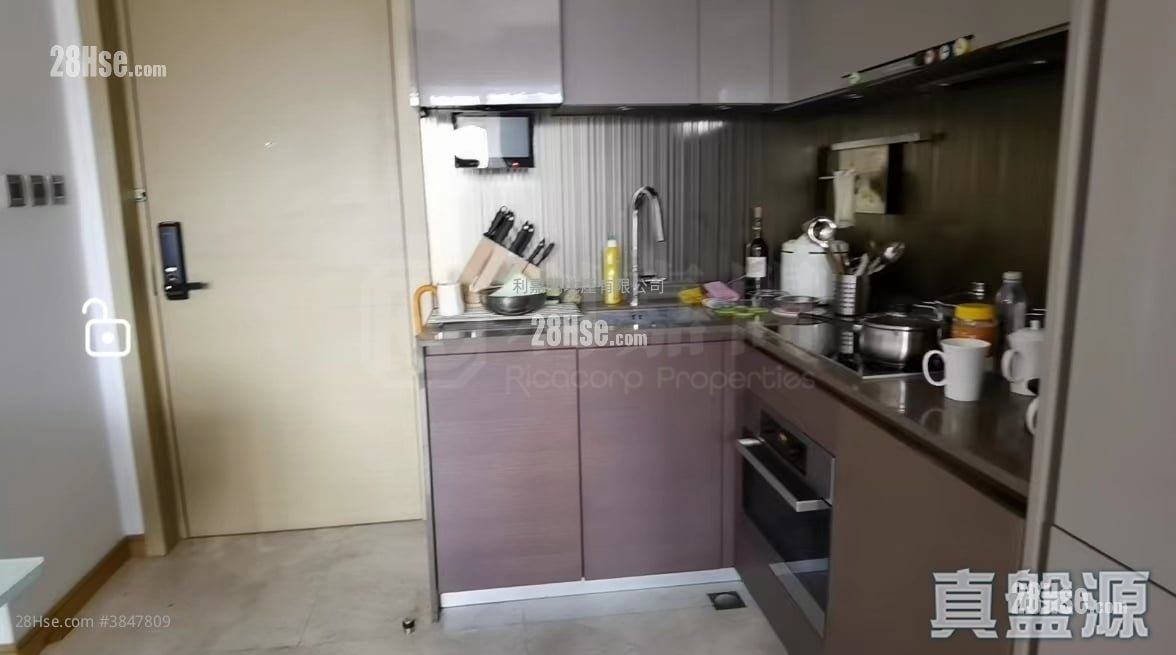 Harbour Pinnacle Rental 2 Bedrooms , 1 Bathroom 488 ft²