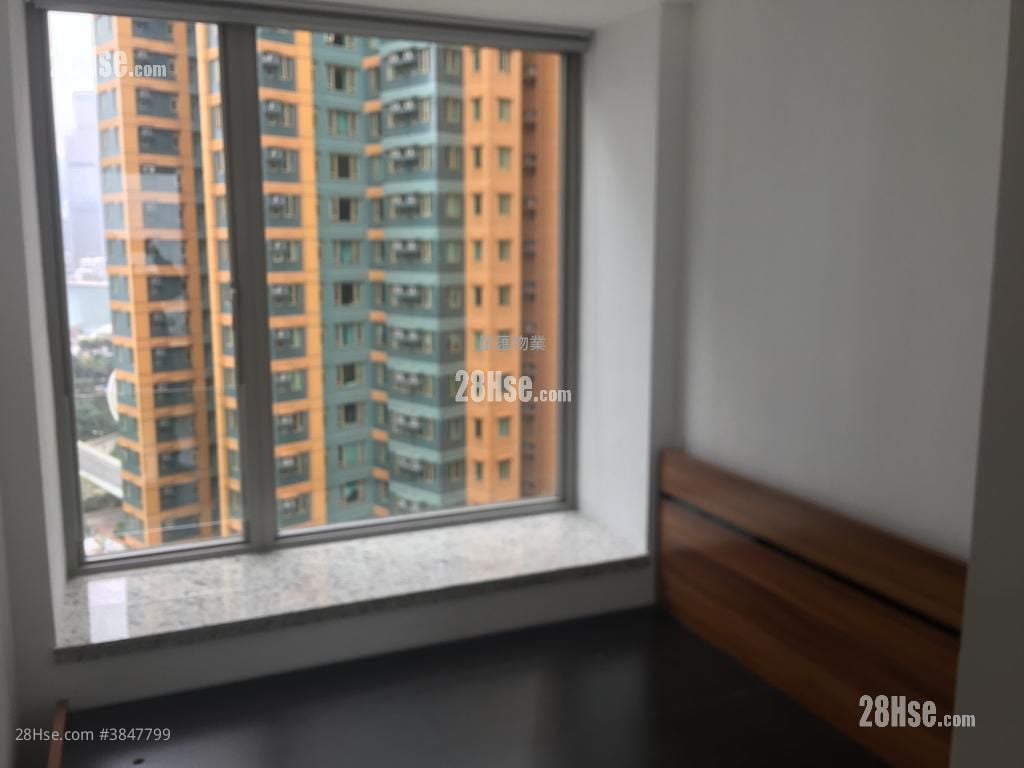 Stars By The Harbour Sell 3 Bedrooms , 2 Bathrooms 731 ft²