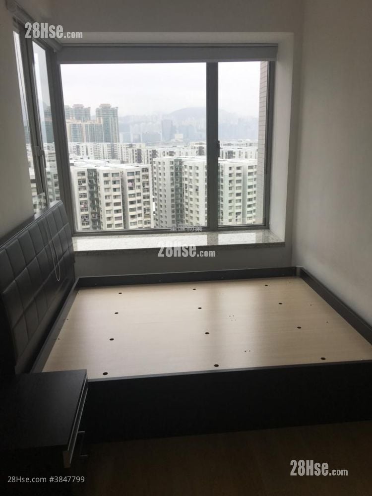 Stars By The Harbour Sell 3 Bedrooms , 2 Bathrooms 731 ft²