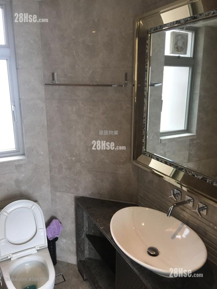 Stars By The Harbour Sell 3 Bedrooms , 2 Bathrooms 731 ft²