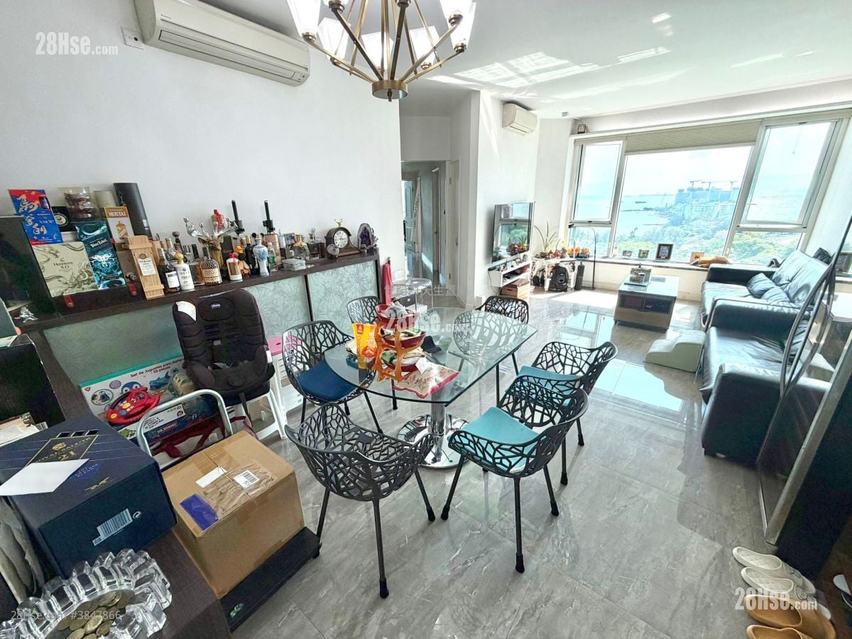 Palatial Coast Sell 4 Bedrooms , 3 Bathrooms 1,212 ft²