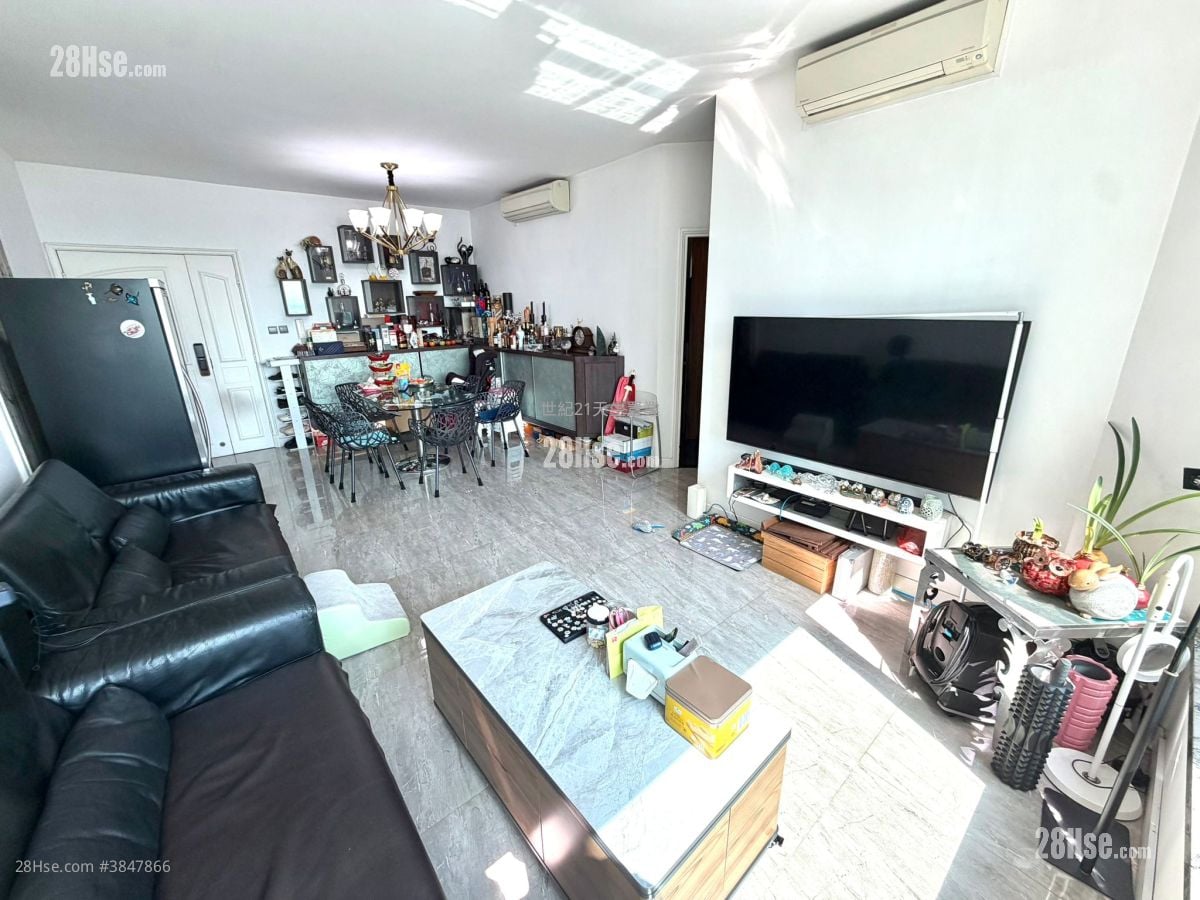 Palatial Coast Sell 4 Bedrooms , 3 Bathrooms 1,212 ft²