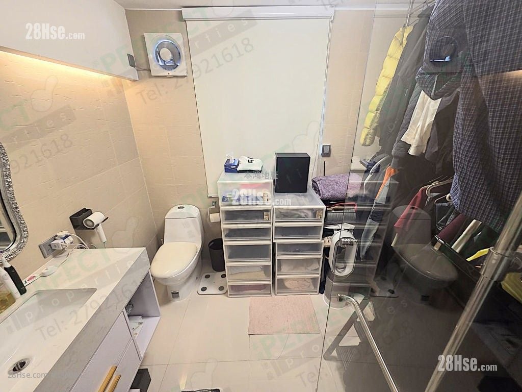 Lake Court Sell 1 Bedroom