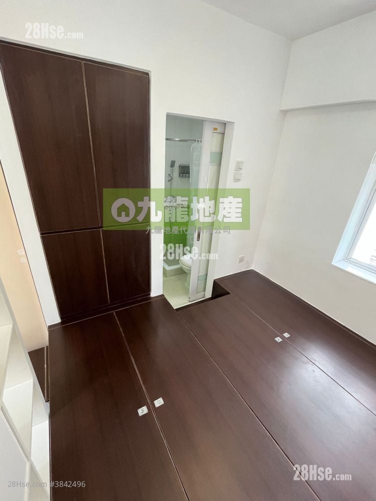 Wonder Building Sell Studio , 1 Bathroom 280 ft²