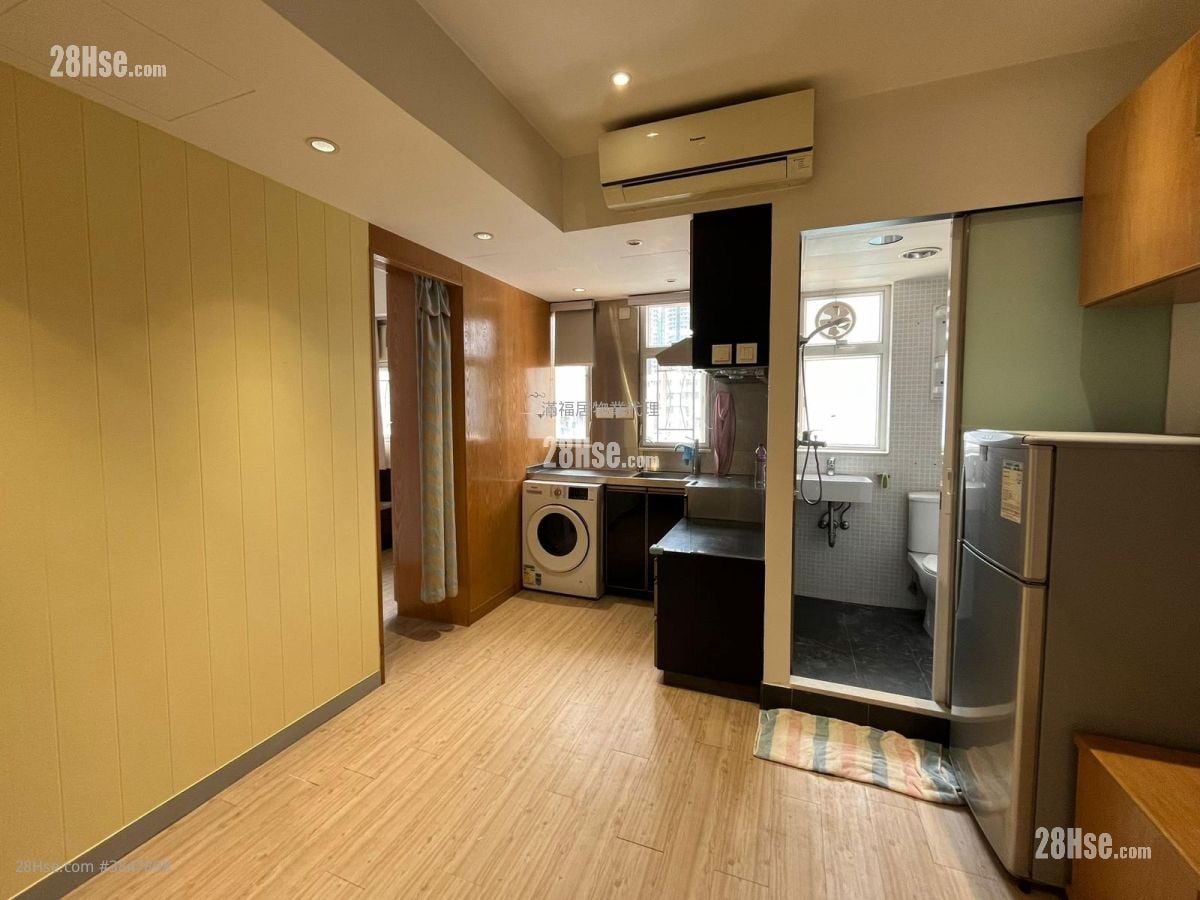 Apartment Rental 2 Bedrooms , 1 Bathroom 328 ft²