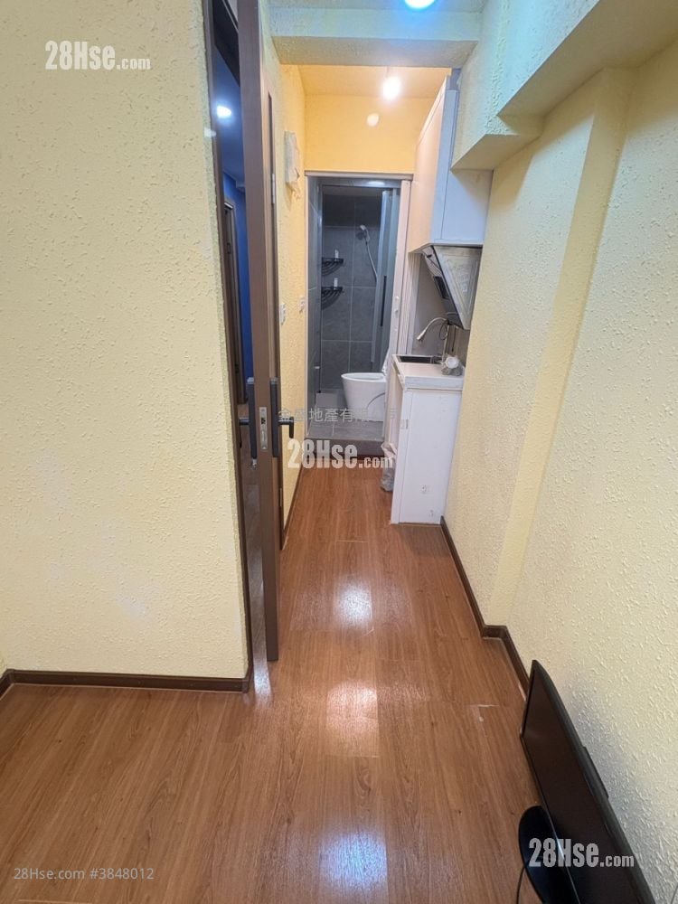 單幢樓房 租盤 1 浴室 140 平方呎