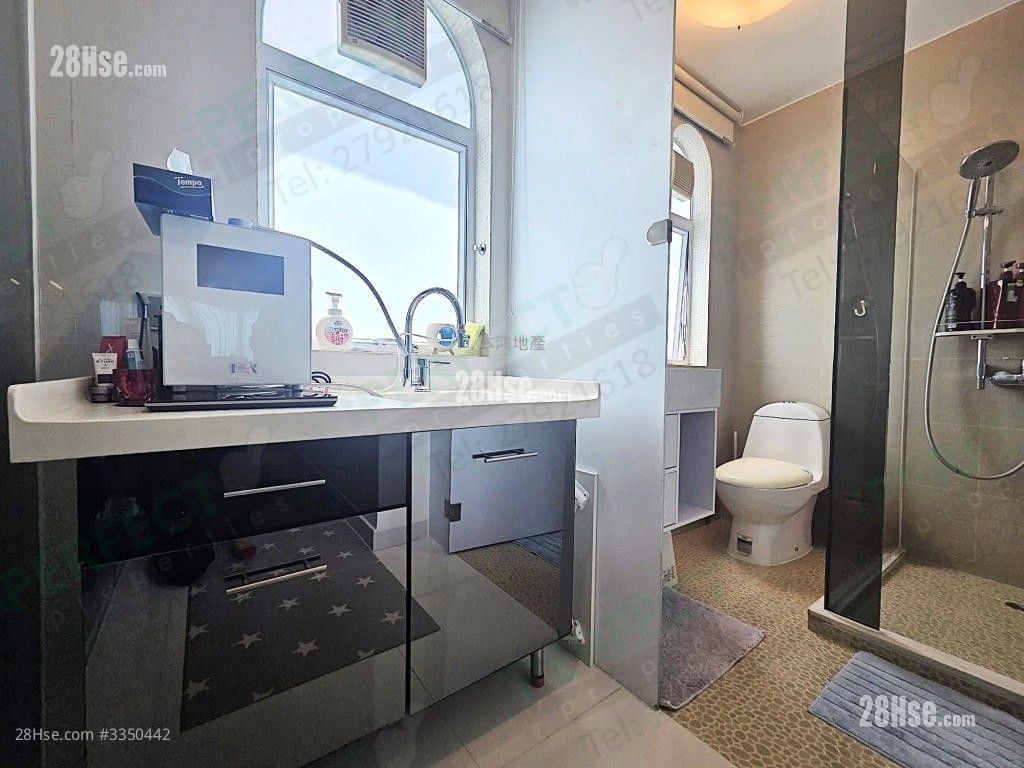 Lake Court Sell 1 Bedroom