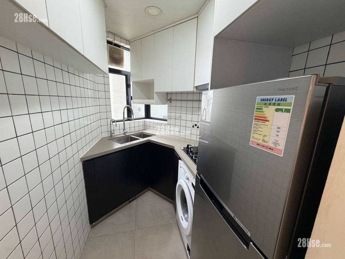 Coastal Skyline Sell 1 Bedroom 561 ft²