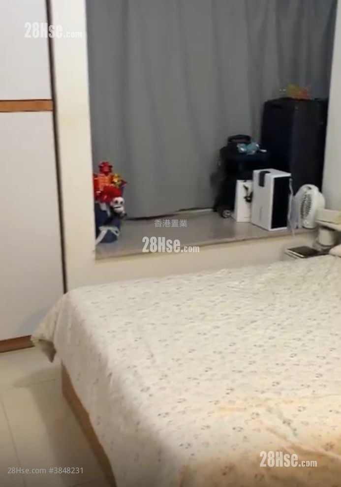 峻瀅 售盤 3 房 , 2 浴室 694 平方呎