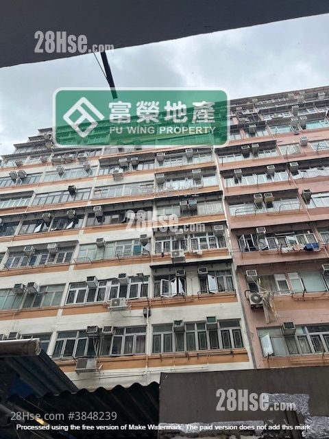 華園大廈 售盤 3 房 , 1 浴室 704 平方呎