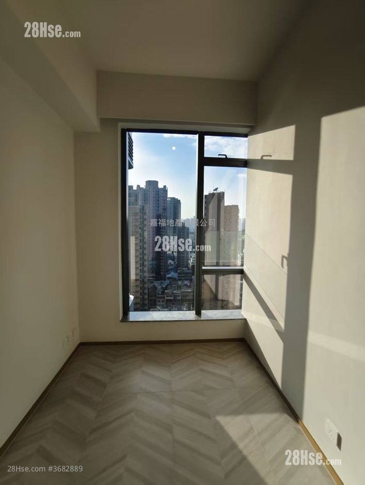 Eight Southpark Rental 1 Bedroom , 1 Bathroom 263 ft²