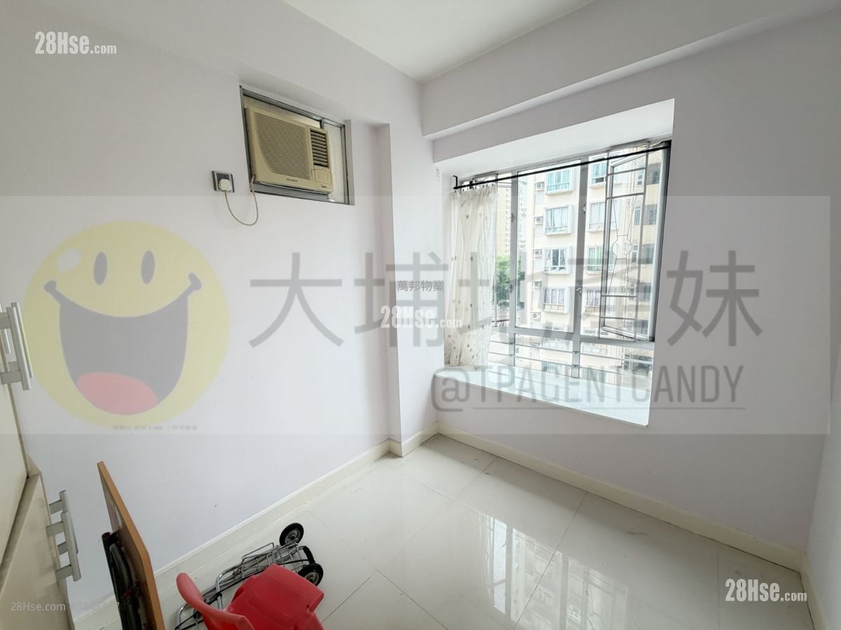 Tai Wo Centre Rental 2 Bedrooms , 1 Bathroom 294 ft²